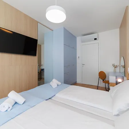 Luxury Residences By Belmont Realty * Zara