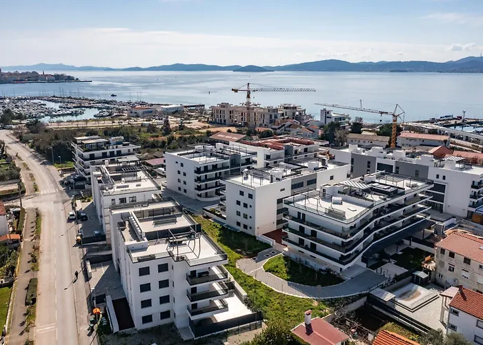 דירה Luxury Residences By Belmont Realty *