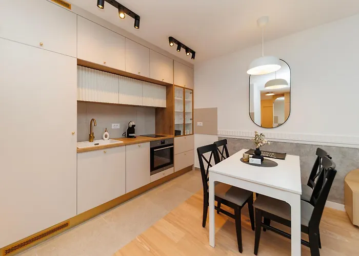 Appartamento Luxury Residences By Belmont Realty