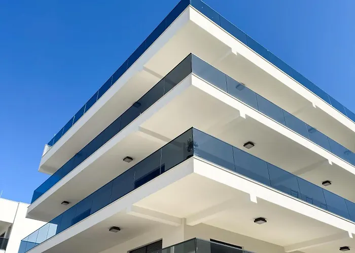 דירה Luxury Residences By Belmont Realty